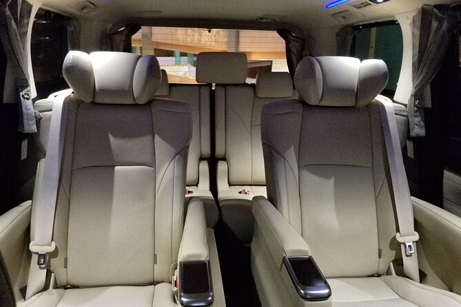 Hong Kong Airport Transfer Luxury MPV - Communication makes or breaks the pickup