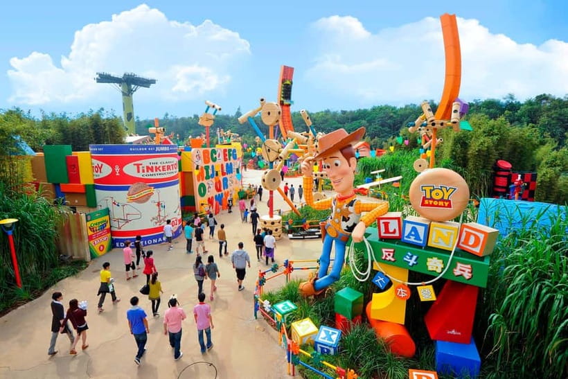 Hong Kong Disneyland: Non-Stop 2-Day Fun Ticket - Planning your first day without racing from ride to ride