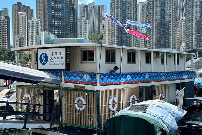 Hong Kong Fisherman’s Wharf: Aberdeen Fishing Village Boat Tour - Meeting at Aberdeen Fisherman’s Wharf Pier 6