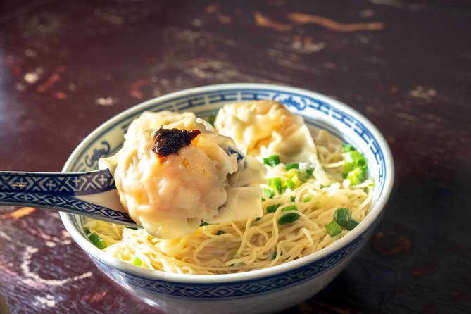 Hong Kong Food Tour: Central and Sheung Wan Districts - Graham Street Market and the everyday food supply