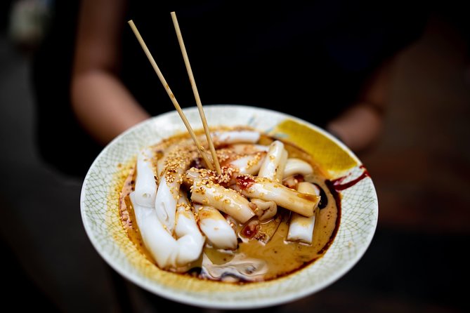 Hong Kong Food Tour: Sham Shui Po District - Starting at 9 a.m. in Sham Shui Po
