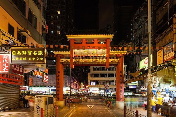 Hong Kong Island Orientation - Stanley Market is the best stop for browsing