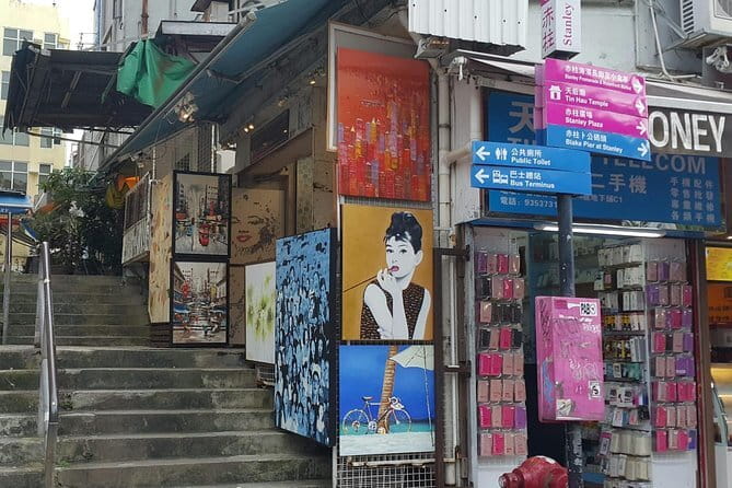 Hong Kong Island Orientation - Your guide can turn a quick route into useful advice