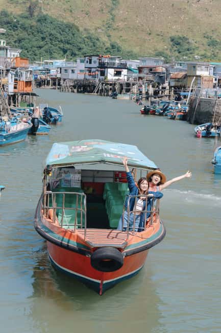 Hong Kong: Lantau Private Coach, Tai O & Big Buddha Tour - Key points at a glance