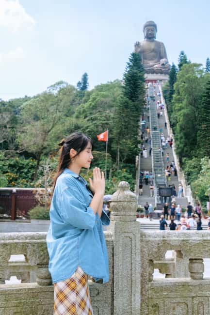 Hong Kong: Lantau Private Coach, Tai O & Big Buddha Tour - The coach ride to Tai O