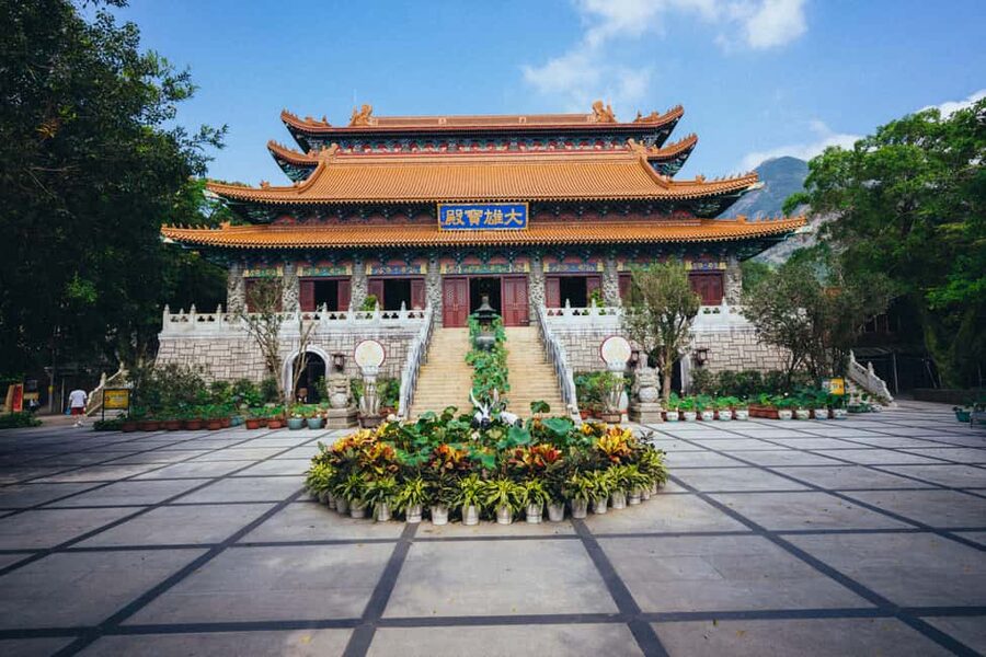 Hong Kong: Lantau Private Coach, Tai O & Big Buddha Tour - Who should book this Lantau tour?