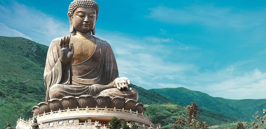 Hong Kong: Ngong Ping 360 Cable Car, Tai O & Big Buddha Tour - Tai O: stilt houses and old fishing-village life