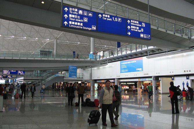 Hong Kong Private Arrival Transfer Driver Meet and Greet: Airport to Hotel - Leaving Hong Kong International Airport without the taxi queue