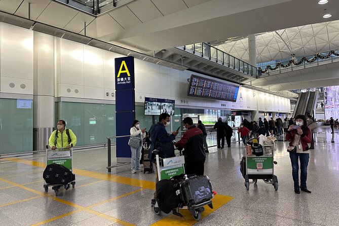 Hong Kong Private Arrival Transfer Driver Meet and Greet: Airport to Hotel - The strongest part: patient, polite drivers