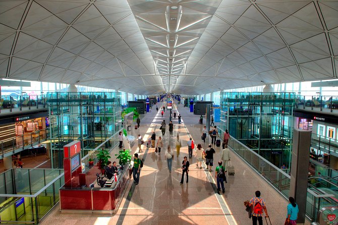 Hong Kong Private Departure Transfer: Hotel or Cruise Terminal to Airport - Hotel pickup in Kowloon or on Hong Kong Island