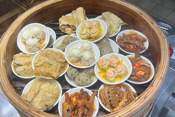Hong Kong Private Food Tour with Michelin Street Food - Chung Kee Congee explains Hong Kong’s rice culture