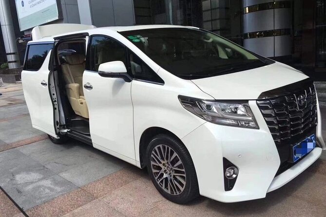 Hong Kong: Private Transfers From/to Hong Kong Airport(HKG) - Who will appreciate this transfer most