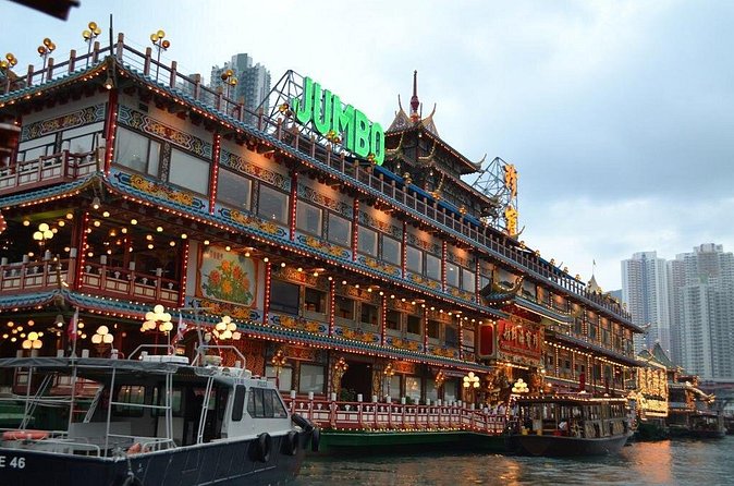 Hong Kong Sightseeing plus Jumbo Kingdom Lunch with Pickup from Kowloon Area - Aberdeen sampan ride: a glimpse of another Hong Kong