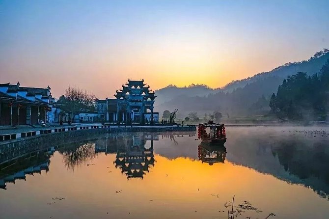 Hongcun Ancient Village Half-Day Private Tour from Huangshan - Why Hongcun is worth a half-day from Huangshan
