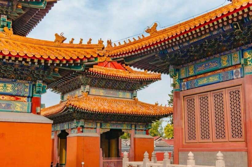 Hutong Walking Tour: Discover Real Beijing without Crowds - Guangji Temple and the Meaning of Beijing Architecture