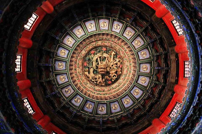 In-depth Forbidden City tour with Royal Icehouse Lunch - Treasure Hall and the Qianlong collection