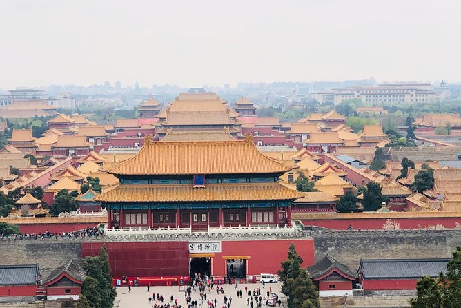 Jingshan Park Tour - Yandai Xie Street and renovated courtyards