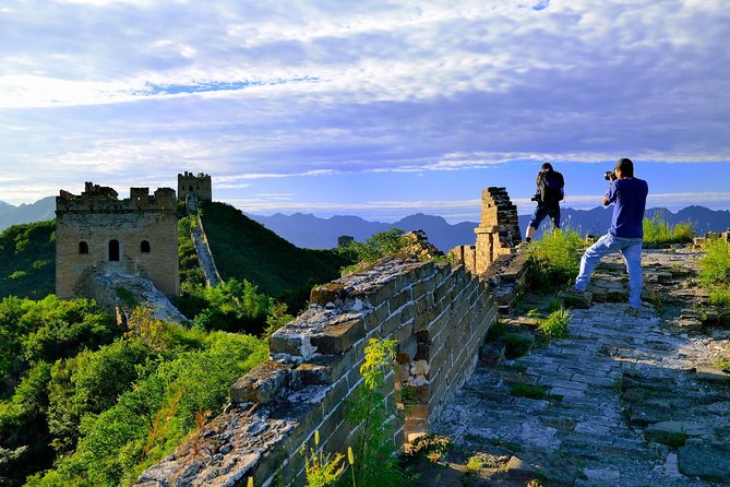 Jinshanling Great Wall Day Trip: Transfer or Guided Service - Why Jinshanling Makes a Better Hiking Choice