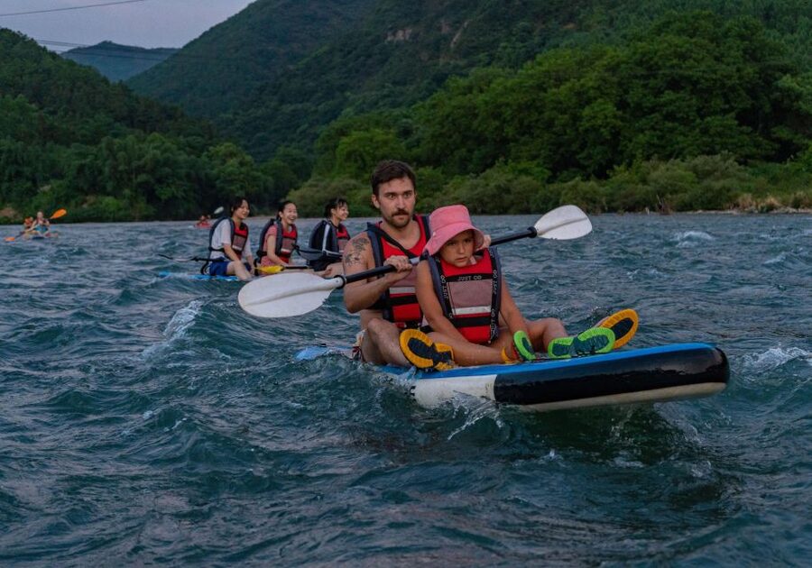 Kayaking tour with Local Guide( dry suit for winter) - Why the $52 price can make sense