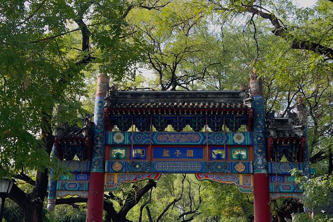 Lama Temple Tour with Tickets: Beijing's Hidden Mystical World - Drawing lots, fortune-telling, and consecrated accessories