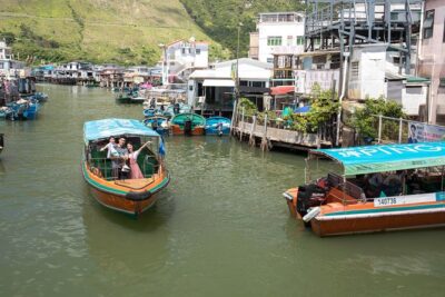 Lantau HK Guided Tour – Cable Car, Tai O, Big Buddha, Monastery