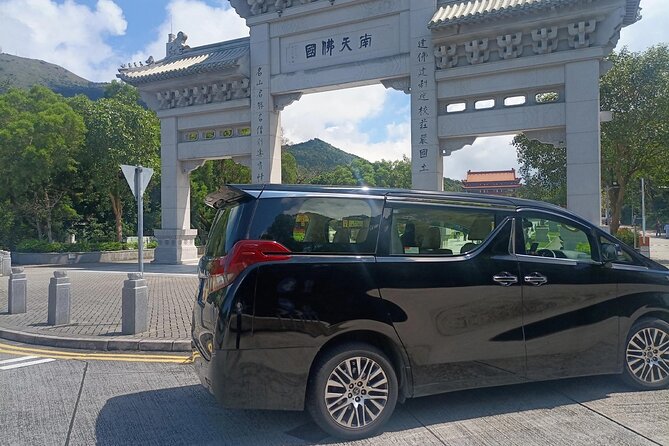 Lantau Island Day Trip: Giant Buddha & Cable Car with Pickup - Tung Chung and the Ngong Ping 360 cable car