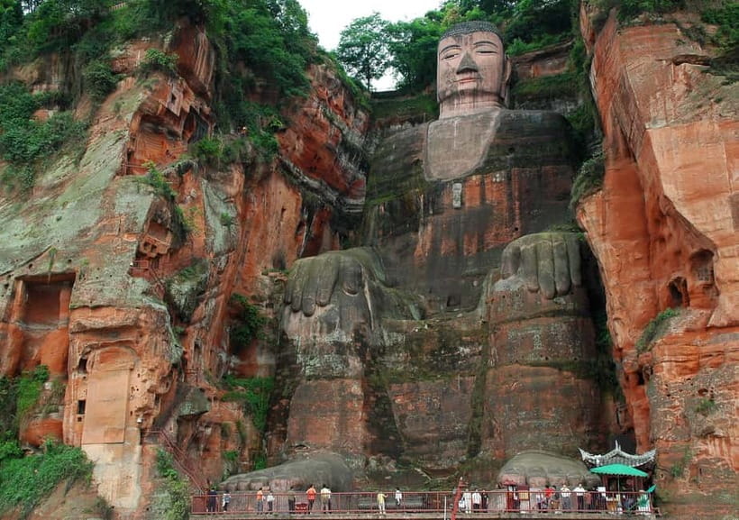 Leshan Giant Buddha & Huanglongxi/Buddha Temple Day Trip - Leaving Chengdu for Leshan