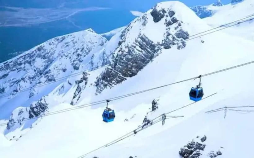 Lijiang: Jade Dragon Snow Mountain for Foreign Tourists - Choosing between the three cableways
