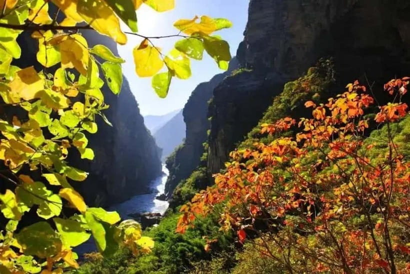 Lijiang to Shangri-La HuXiang Road Private Scenic Tour - Key points at a glance