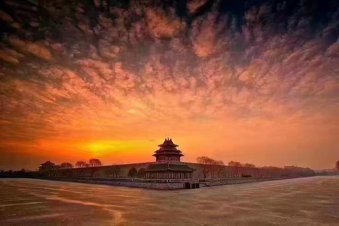 Local's Beijing: Forbidden City Insider Tour +Temple +Duck Feast - Tiananmen Square: Start With Beijing’s Monumental Center