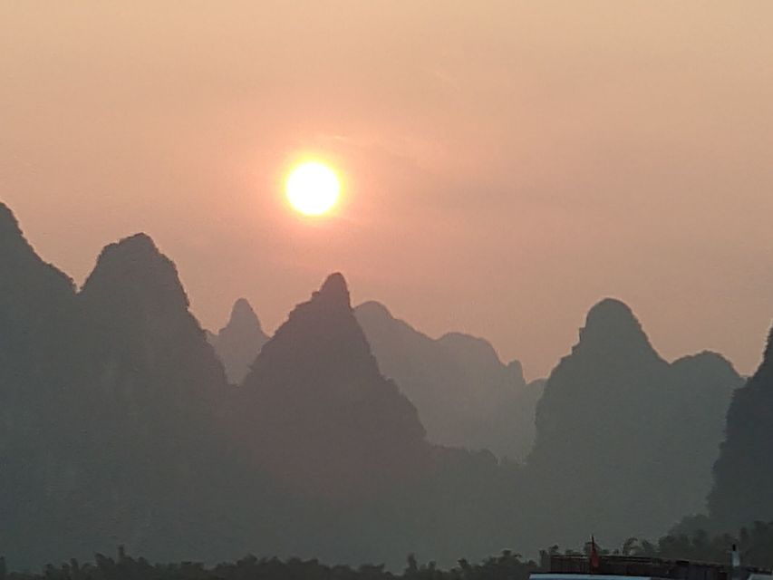 Luoyang: Day tour from Xian or LuoYang with tickets options - Should you book the Longmen and Shaolin day tour?