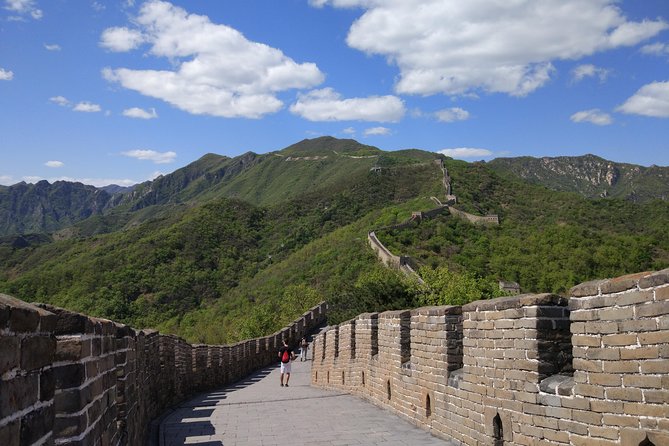 Mini Group: Half-Day Great Wall at Mutianyu Hiking Tour - The 10:30am hotel pickup and road to Mutianyu