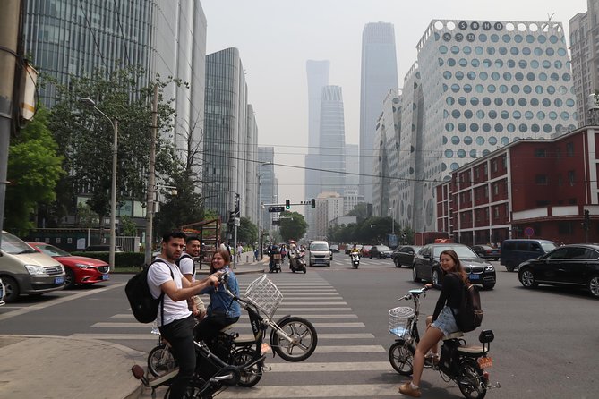 Modern Beijing Discovery by Bike - CCTV New Mansion: The Famous Pants