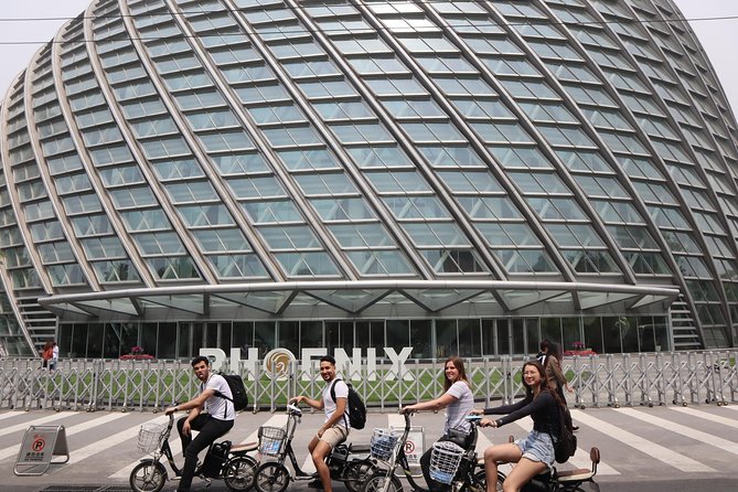 Modern Beijing Discovery by Bike - The Guide Makes the Difference