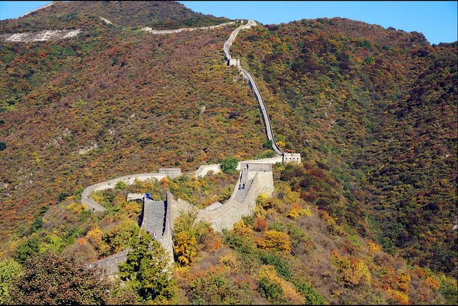 Mutianyu Great Wall and Summer Palace Private Day Trip with Lunch - Reaching Mutianyu after the 90-minute drive