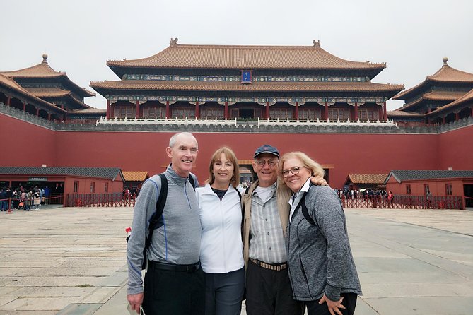 Mutianyu Great Wall Private Layover Tour from PEK/PKX Airport - Meeting your guide at PEK or PKX