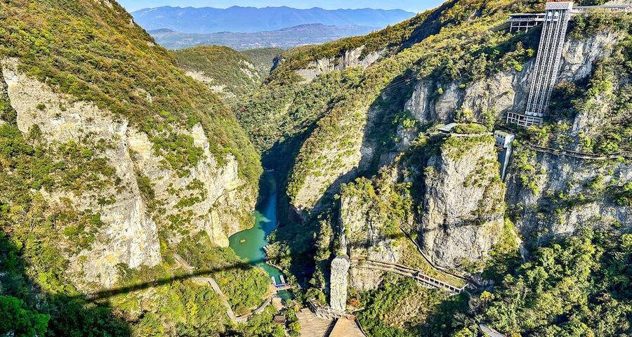 One Day Mini Group Tour to Glass Bridge and Tianmen Mountain - Small group service from Liz and Ninna
