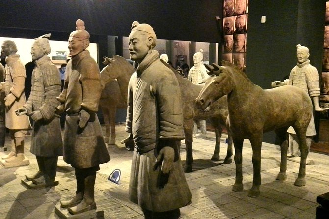 One Day Private Xian Tour to Terracotta Warriors with Airport Transfers - Why this private Xian day works well