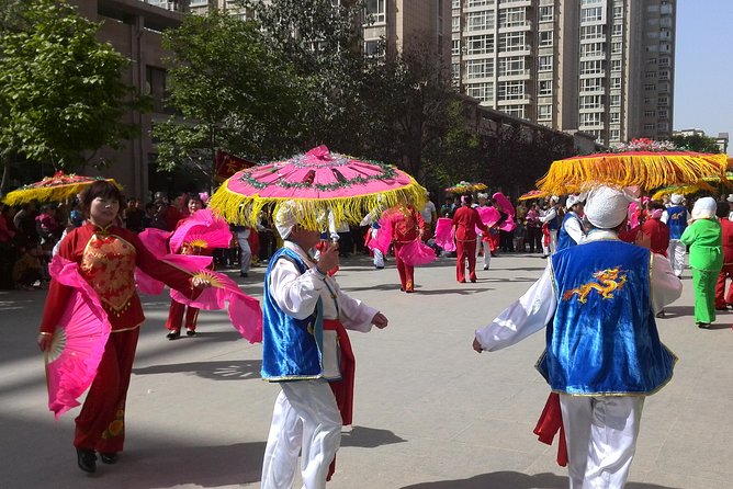 One Day Private Xian Tour to Terracotta Warriors with Airport Transfers - The Muslim Quarter: one hour on foot