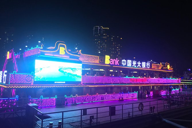 Pearl River Night Cruise in Guangzhou with Private Transfer - Boarding at Dashatou and finding the top deck