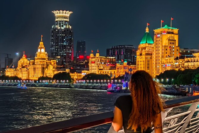 Photo Session on the Famous Shanghai Skyline - Why North Bund is a smart place for skyline photos
