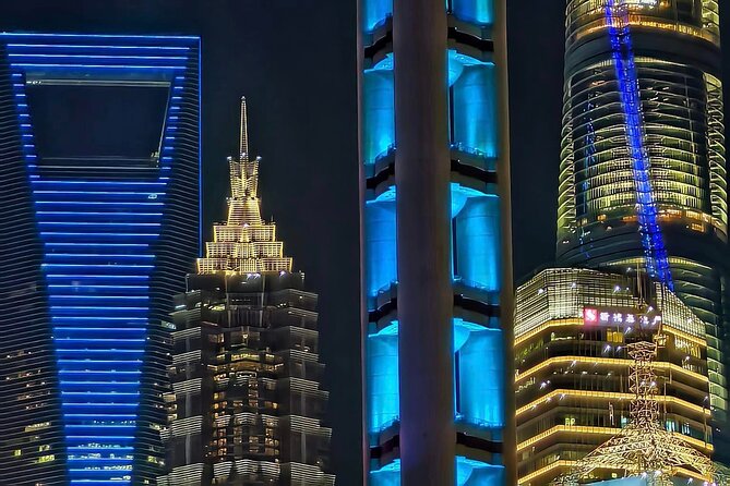 Photo Session on the Famous Shanghai Skyline - What the $5 price really means