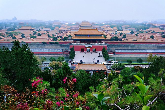 Private 5-Hour Walking Tour: Forbidden City, Hutong&Parks Nearby - Jingshan Park and the view that explains Beijing