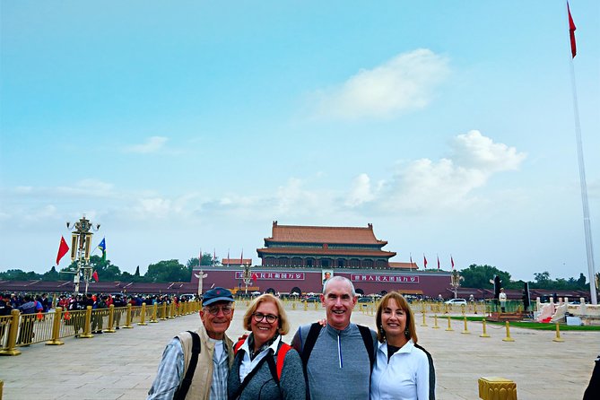 Private 5-Hour Walking Tour: Forbidden City, Hutong&Parks Nearby - Beihai Park, a calmer hour beside the lake