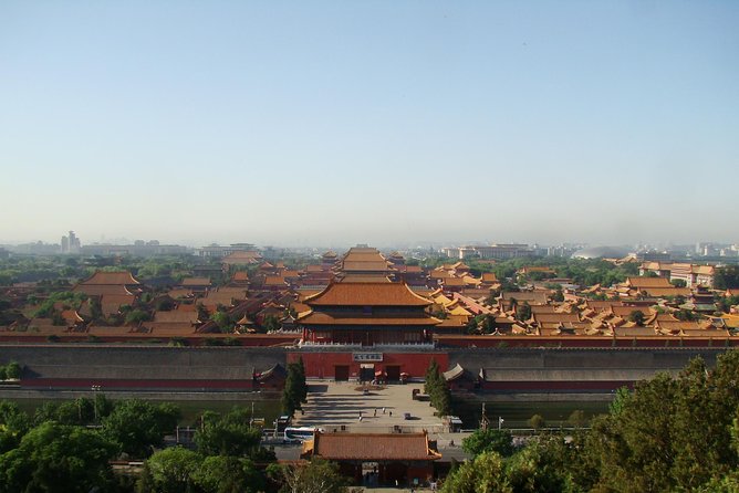 Private All-Inclusive Day Trip to Great Wall, Tian'anmen Square and Forbidden City - Private transport and guide support
