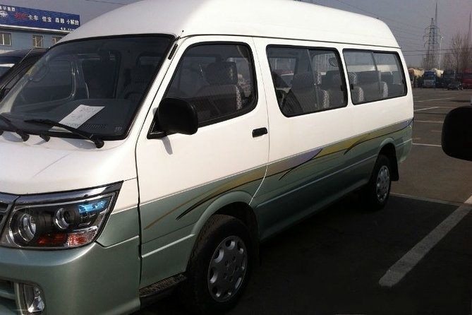 Private Arrival Transfer: Chengdu Airport (CTU or TFU) to Hotel - Meeting your driver after baggage claim