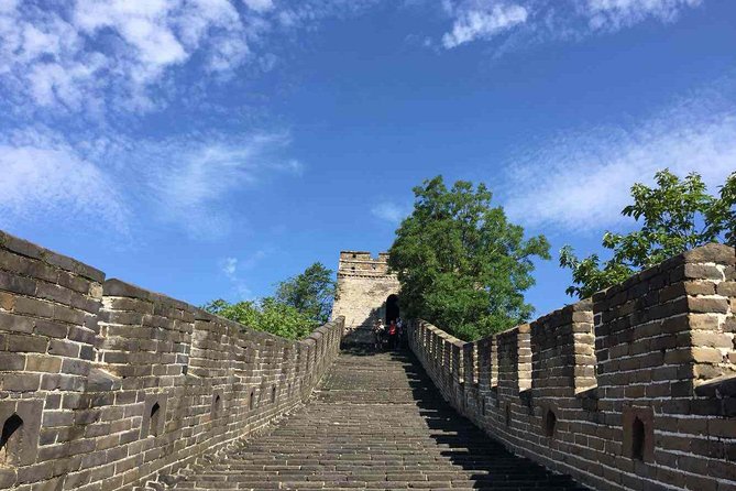 Private Beijing Layover Tour to Mutianyu Great Wall - Arriving at Mutianyu Great Wall