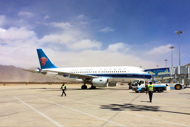 Private Beijing Round-Trip Airport Transfer to Hotel - Why a private transfer can make Beijing easier