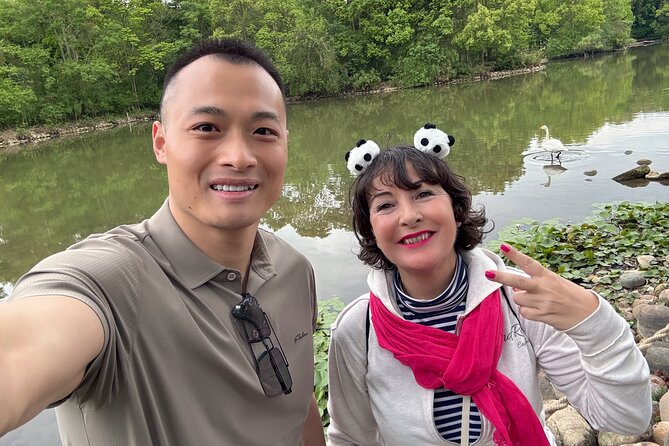 Private Chengdu Panda Base Tour with Hotel Pickup - Red pandas and conservation exhibits