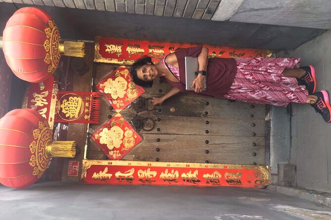 Private Customized Beijing Night Tour To Wangfujing Food Street And Pipe Hutong - Why this works as a first Beijing evening